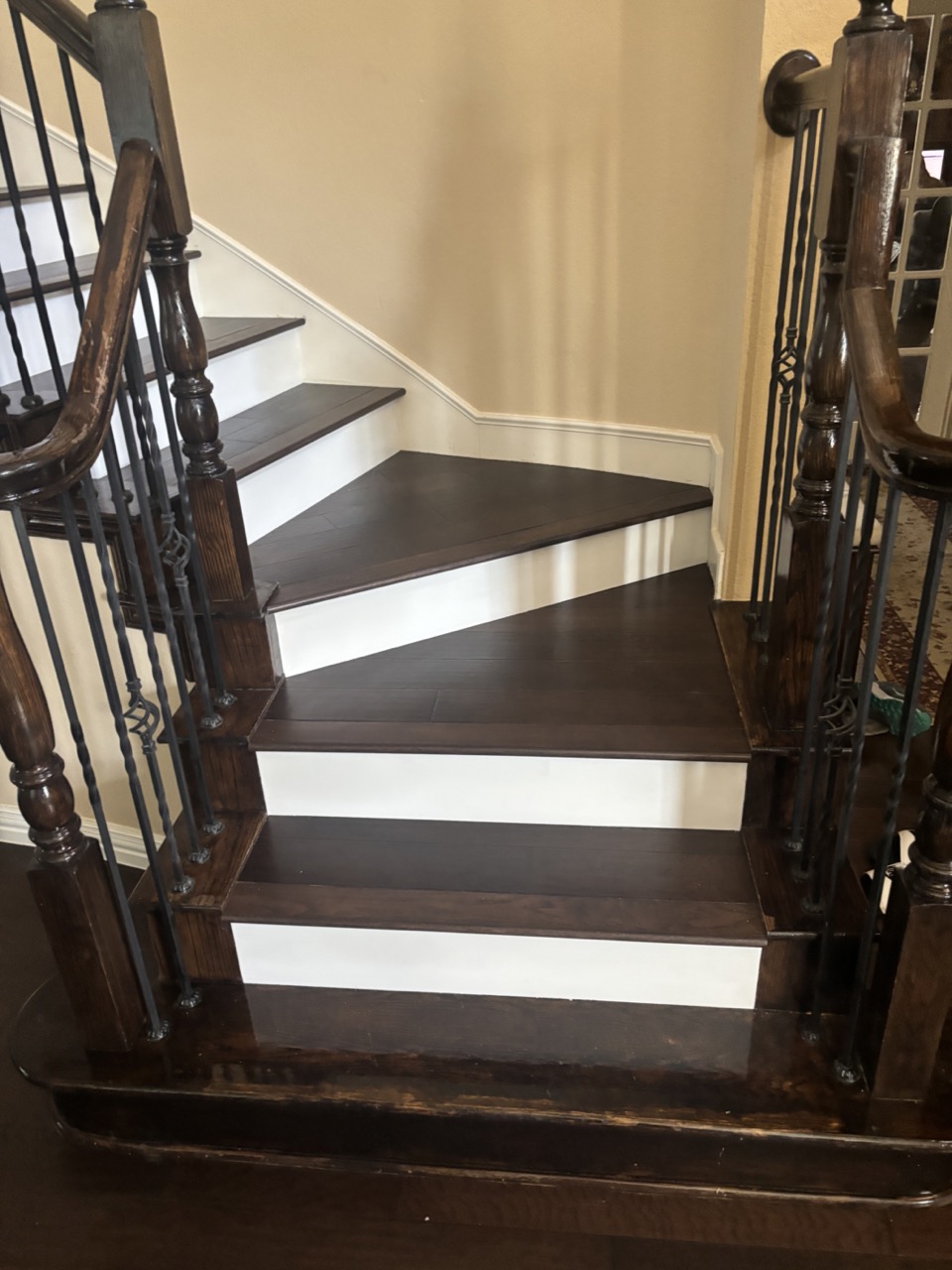 hardwood-flooring-stair-6
